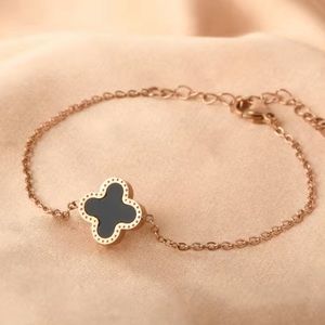 Dainty Flower Chain Bracelet